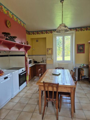 Les Marronniers, wifi, 10 min from Martel